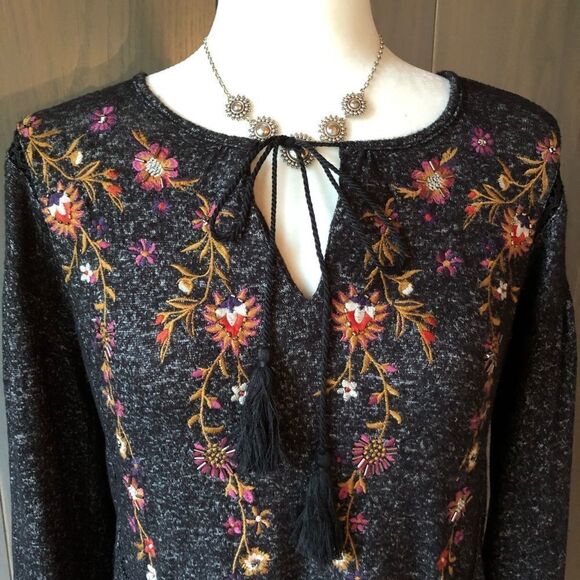 Miss Me Embroidered Beaded Sweater Blouse Small - Picture 4 of 10